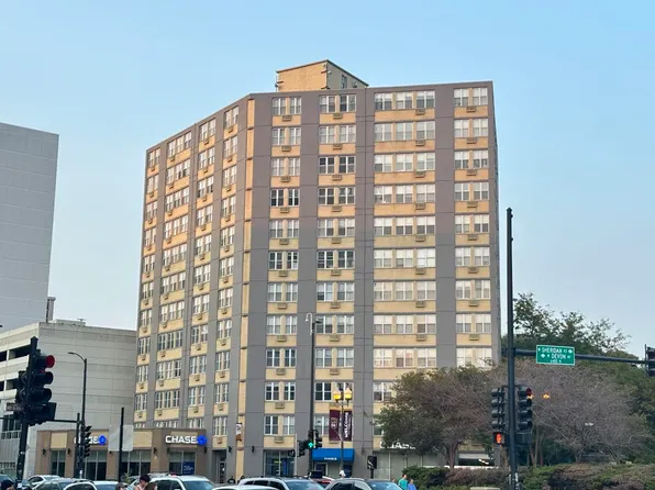 6415 N Sheridan Rd, Chicago, IL