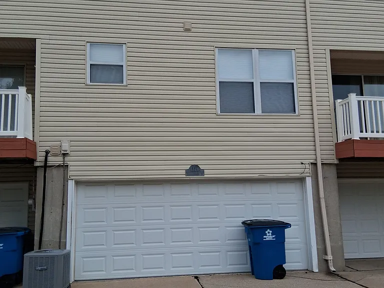 1728 Forsythia Ct — Photo 4