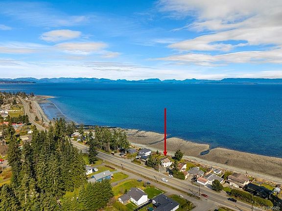 2nd image of 4005 Island Hwy S