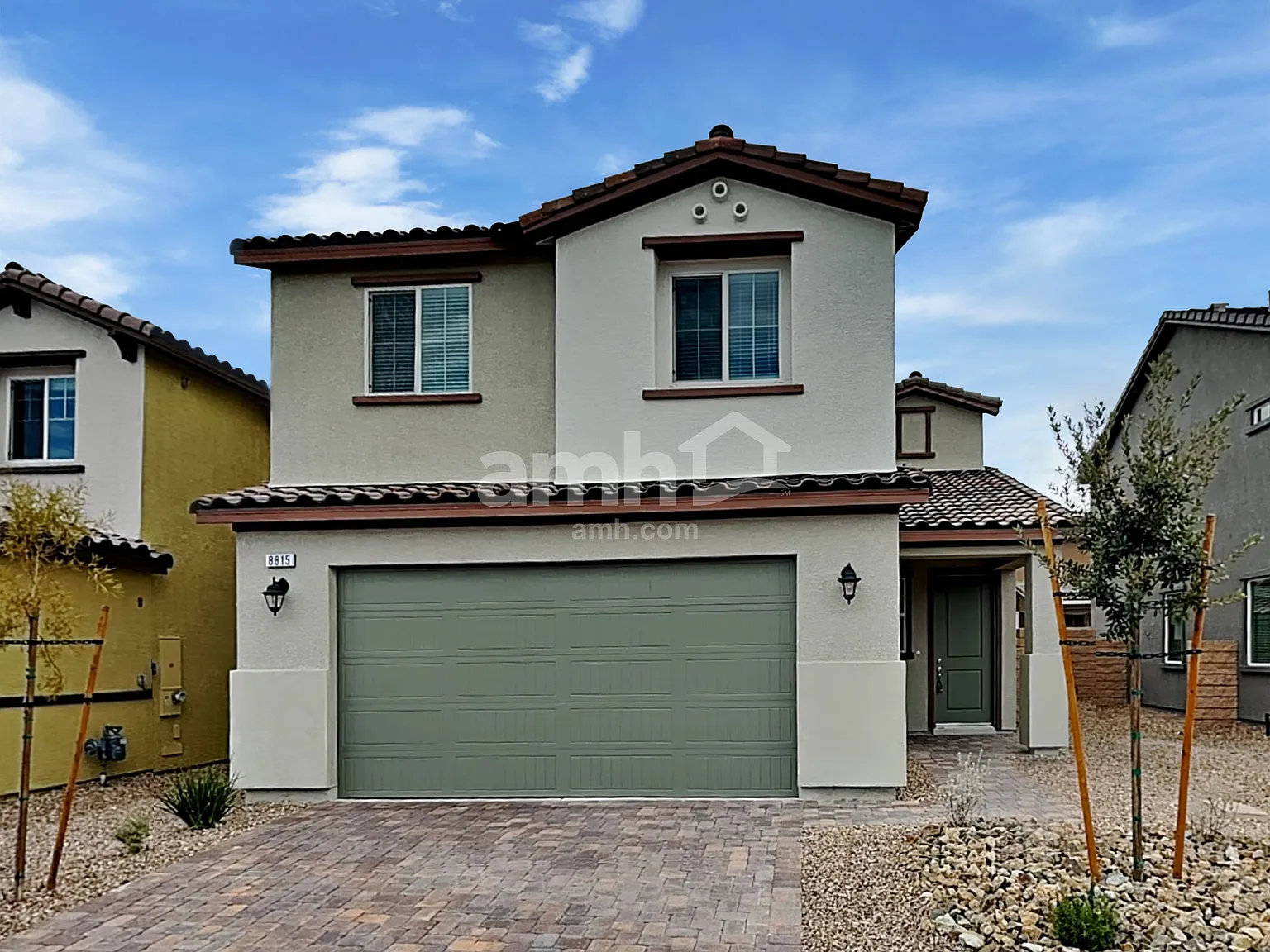 3 bed, 2.5 bath, 1845 sqft, $2,410 — Photo 1
