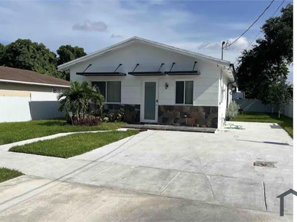 1748 NW 78th St