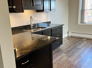 904 Curtiss St #15, Downers Grove, IL 60515