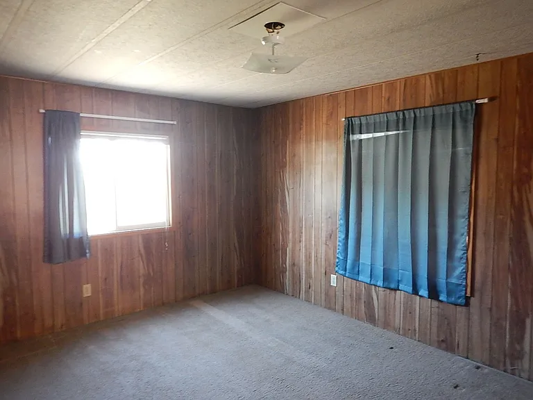 994 SE Willowdale Dr — Photo 13