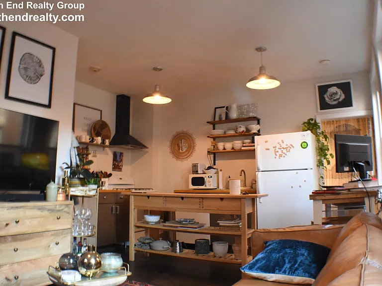 158 Salem St #4 — Photo 4