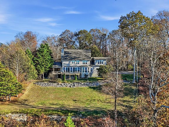 5th image of 141 Brow Lake Rd