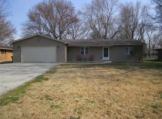 11 Edgewood Ct, Freeburg, IL