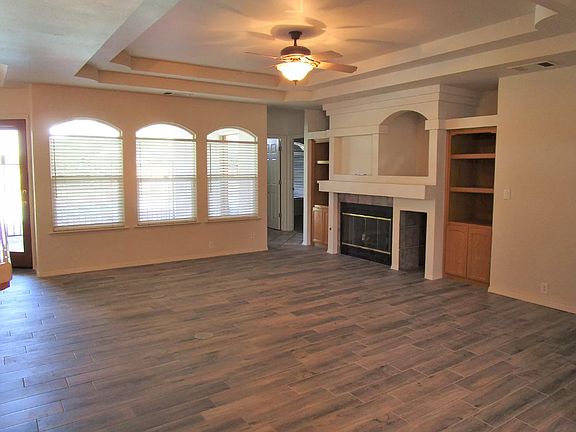 4th image of 2480 Cabrillo Ct