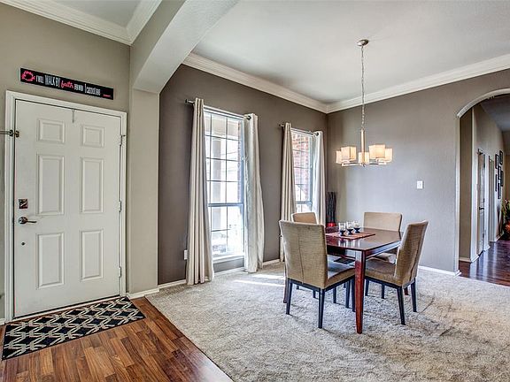 4th image of 2808 Bainbridge Trl