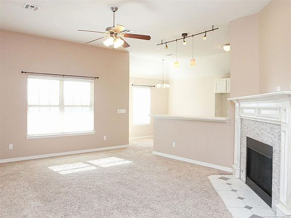 5th image of 3906 S 201st Ave E