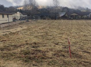 27980 Hialeah Dr, Tehachapi, CA 93561