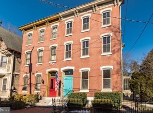 31 W Union St, Burlington, NJ 08016