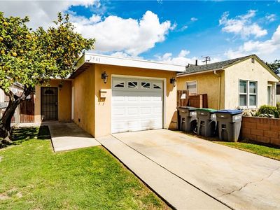 2541 E Van Buren St, Carson, CA, 90810