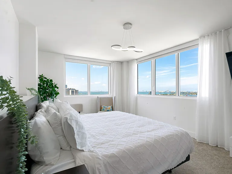 244 Biscayne Blvd #2602 — Photo 8