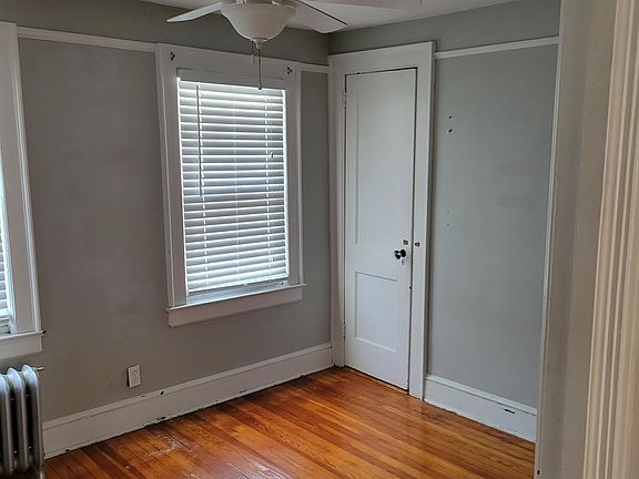 5th image of 1080 Foster St