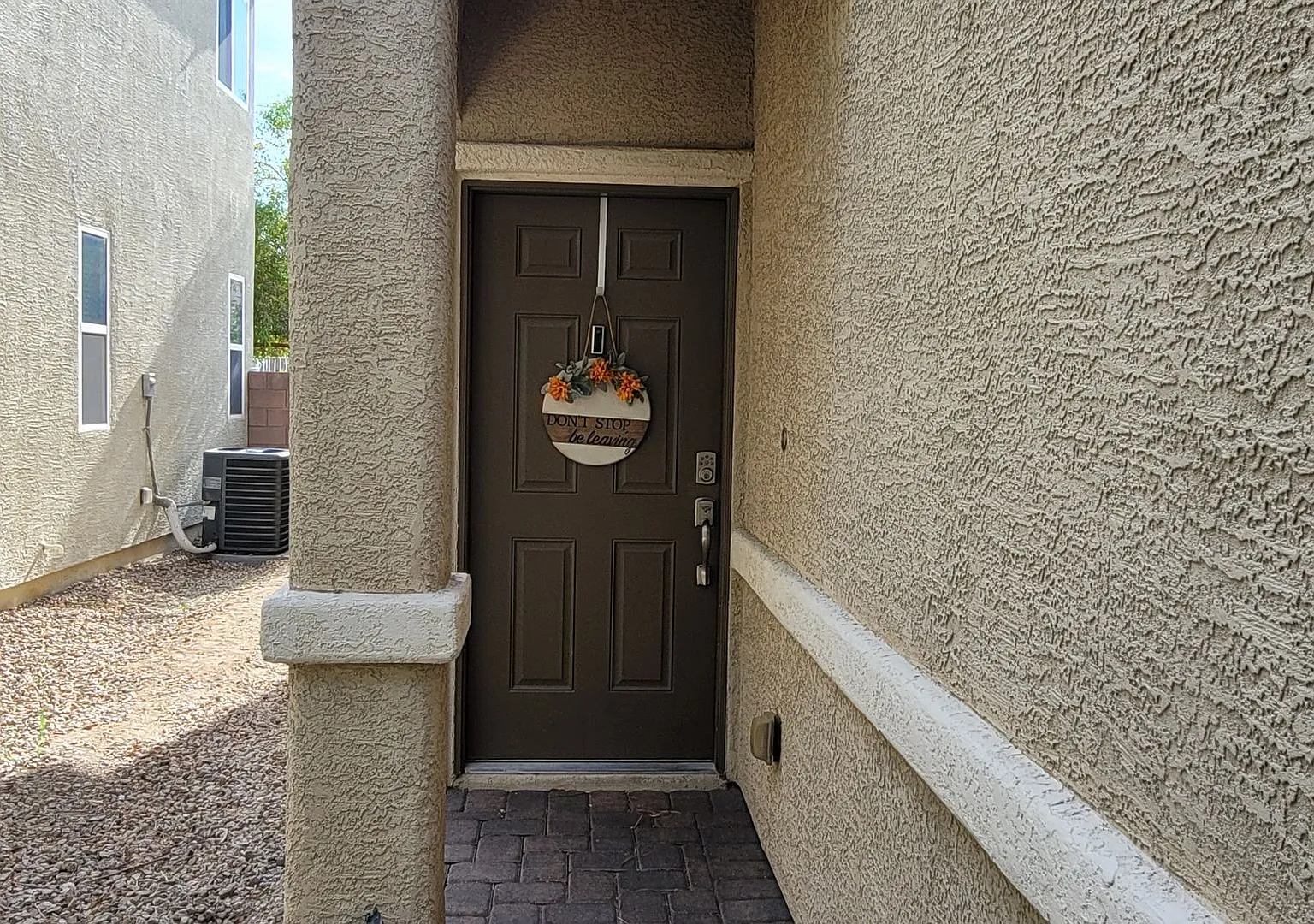 Northwest 3 bed 2.5 bath with close freeway access — Photo 4