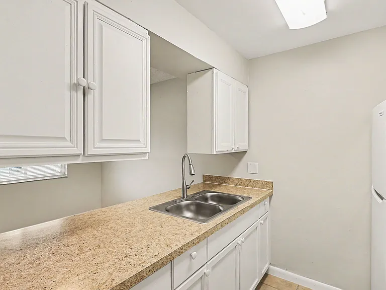 1580 South St — Photo 9