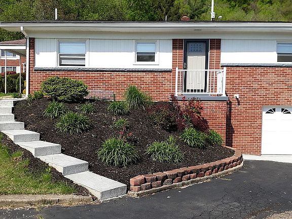 3rd image of 645 Tulip Ln