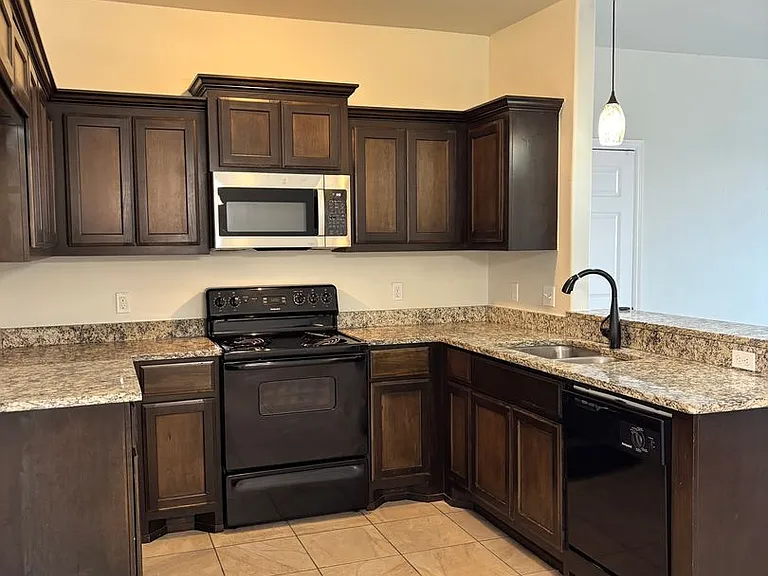 1324A Garden Gate Dr — Photo 6