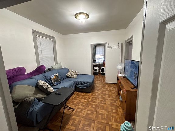 4th image of 473 Lombard Street