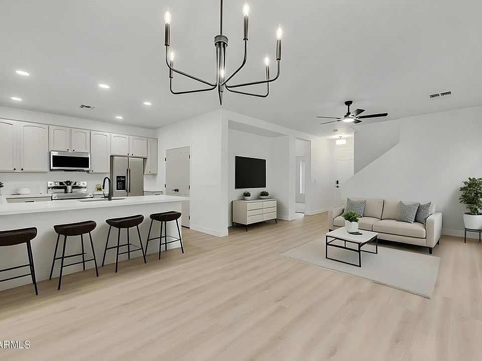 1st image of 1029 S CHESHIRE Lane