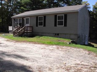 98 Ledge Hill Rd, Tuftonboro, NH 03816