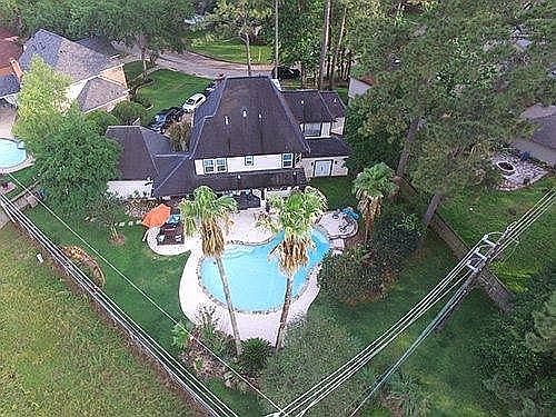 Oversized Lot 1ac