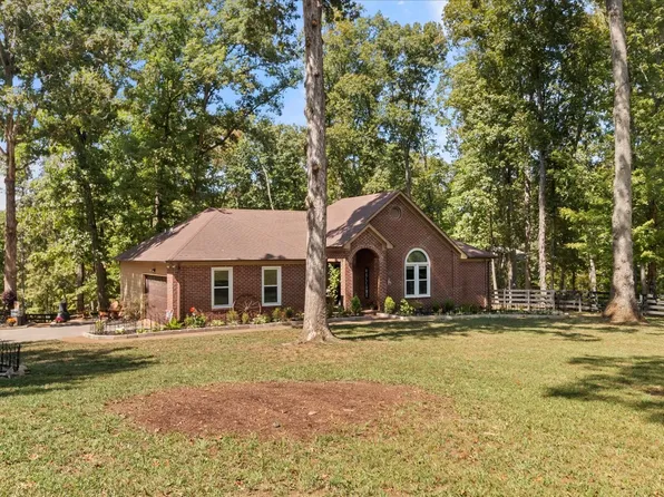 2116 Rock Springs Rd, Columbia, TN 38401