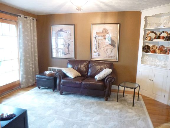 dining room or use as sitting room