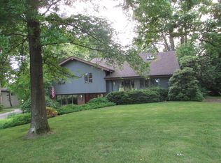 181 Fairway Ln, Butler, PA 16002