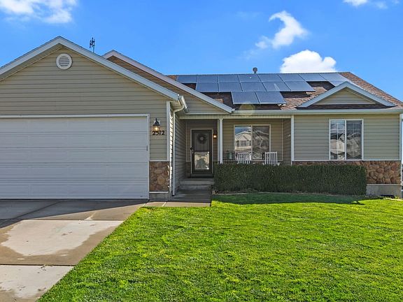 5th image of 2512 N Apricot Pl