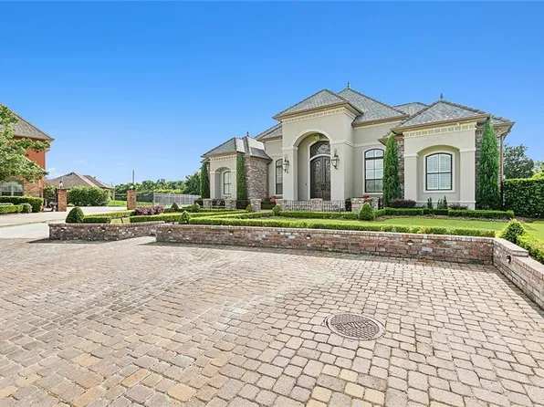 108 Pleasant Ridge Dr, Belle Chasse, LA 70037