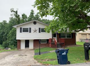 4621 Sherwood Dr, Ashland, KY 41101