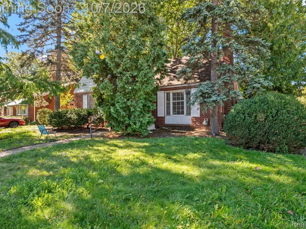 3963 Yorkshire Rd, Detroit, MI 48224