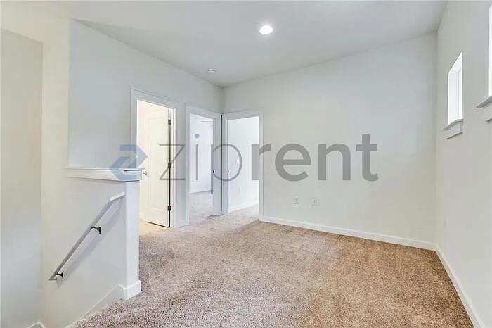 2nd Floor Landing