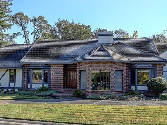 2nd image of 3680 Country Park Dr