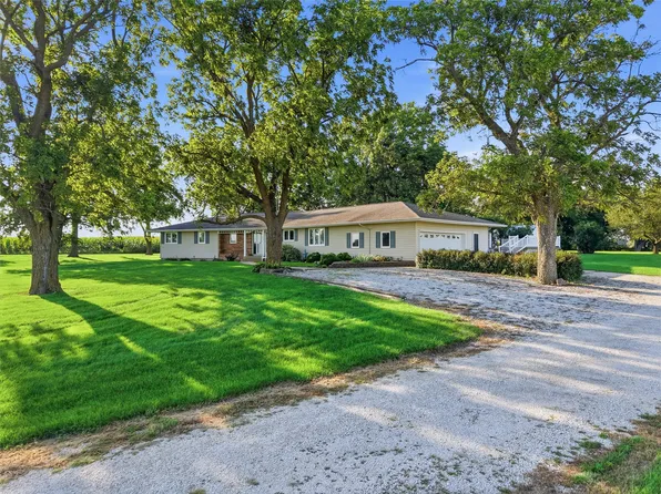 121 110th St, Paton, IA 50217