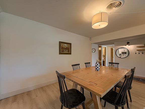 4th image of 1111 GREY OAK DR