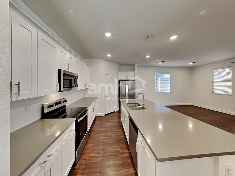10465 Beaver Tail St — Photo 3