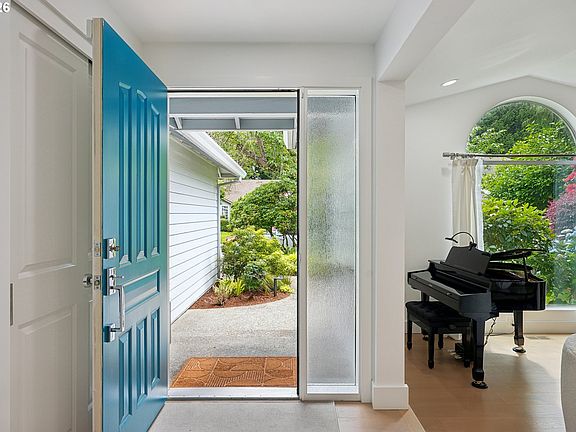3rd image of 2114 NE 161st Pl