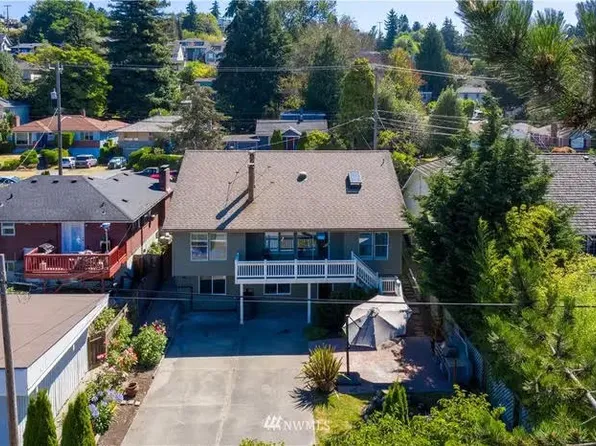 3017 32nd Ave W, Seattle, WA 98199