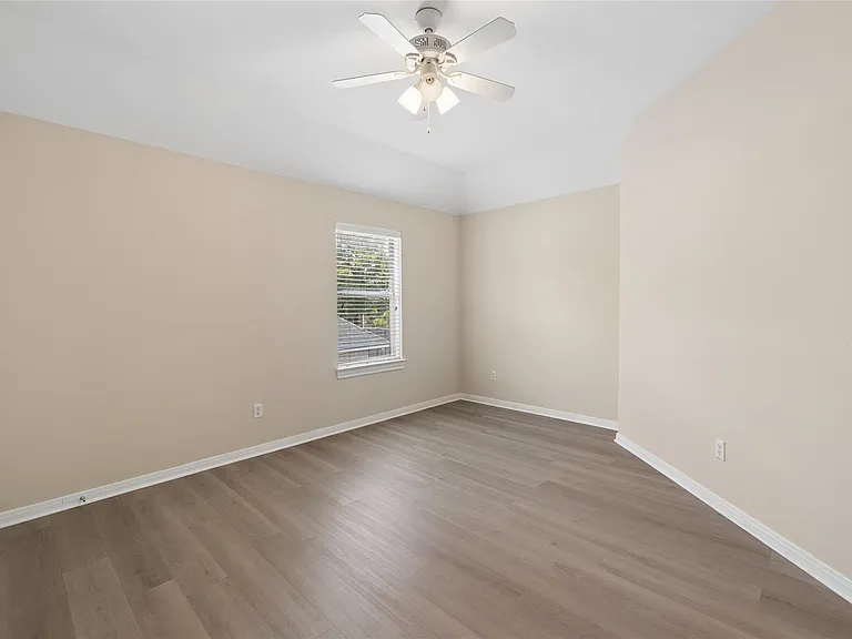 6414 Pinewood Trace Ln — Photo 20