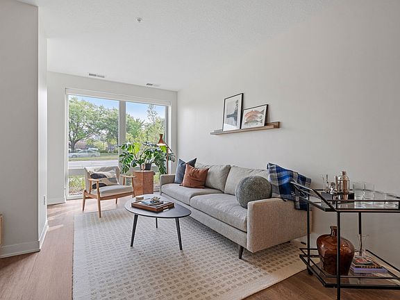 Sullivan - 2 Bed / 2 Bath - 1,199-1,211 Sq.Ft.