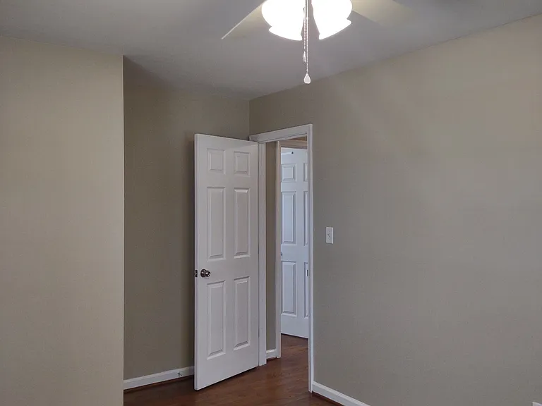 13208 Sherri Dr — Photo 16