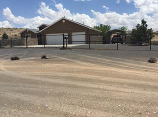 19 Miguel Ln, Los Lunas, NM 87031