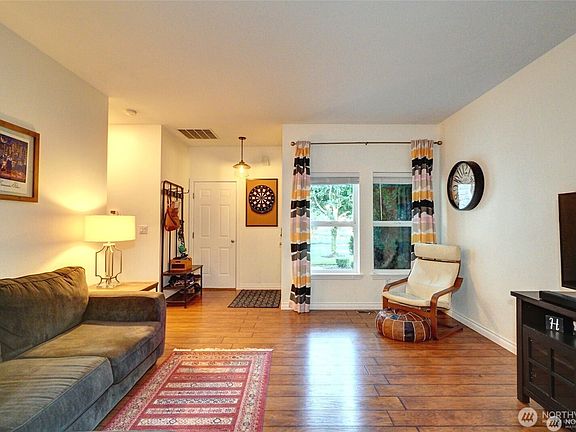 5th image of 617 7th Street SE #25