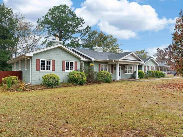 1911 2nd Ave N, Clanton, AL 35045