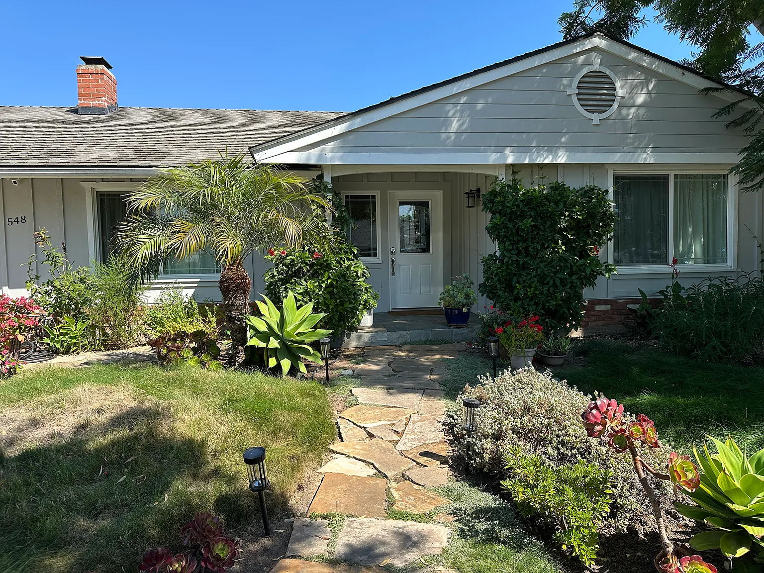 3 bed, 1780 sqft, $5,995 — Photo 1