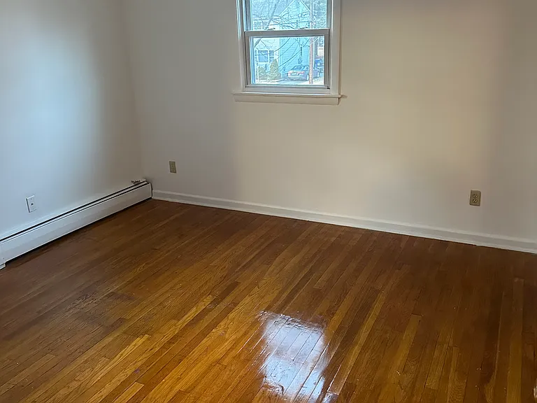 72 Madison Rd — Photo 3