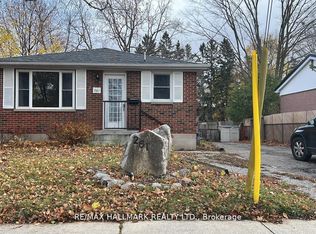 261 Wellington St E, Barrie, ON L4M 2E4