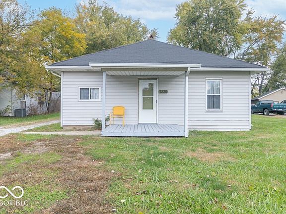 2nd image of 2820 Brown St